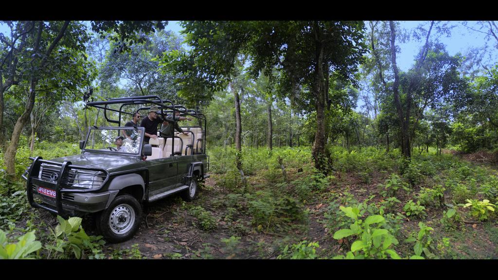 Barahi Jungle Lodge Meghauli Exterior foto
